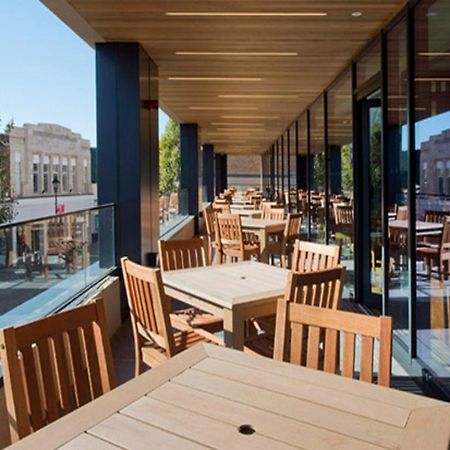 Premier Inn Staines Upon Thames Ngoại thất bức ảnh